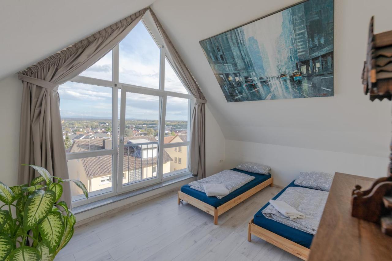 The Beverly Hills Of Frankfurt In Hofheim Penthouse Or Garden Eksteriør billede